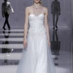 Abito da sposa con scollo a cuore Carlo Pignatelli 2020