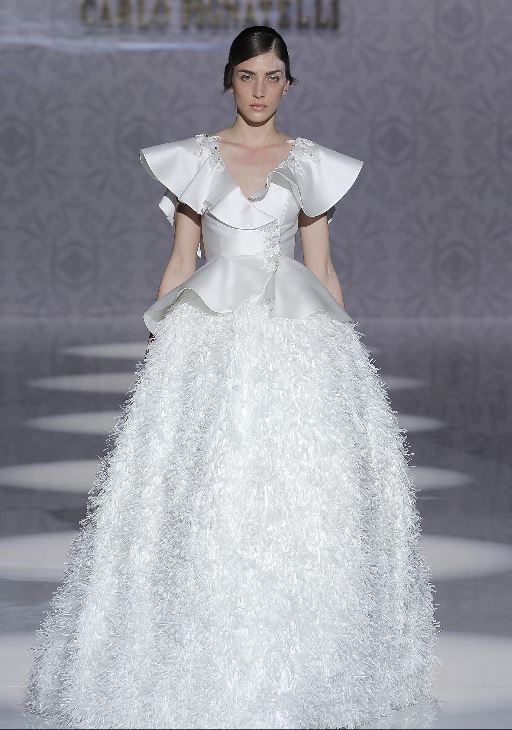 Abito da sposa principesco Carlo Pignatelli 2020