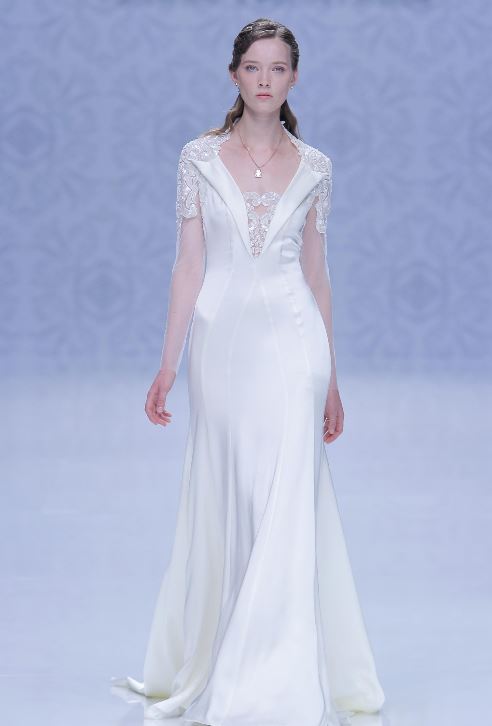 Abito da sposa scivolato con maniche lunghe Carlo Pignatelli 2020