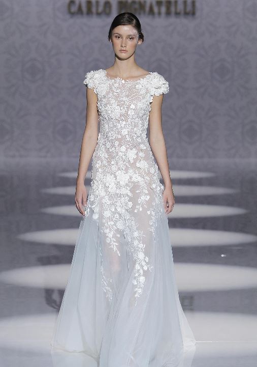 Vestito da sposa con ricami floreali Carlo Pignatelli 2020