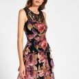 Abito corto a balze Rinascimento autunno inverno 2019 2020 prezzo 99 euro