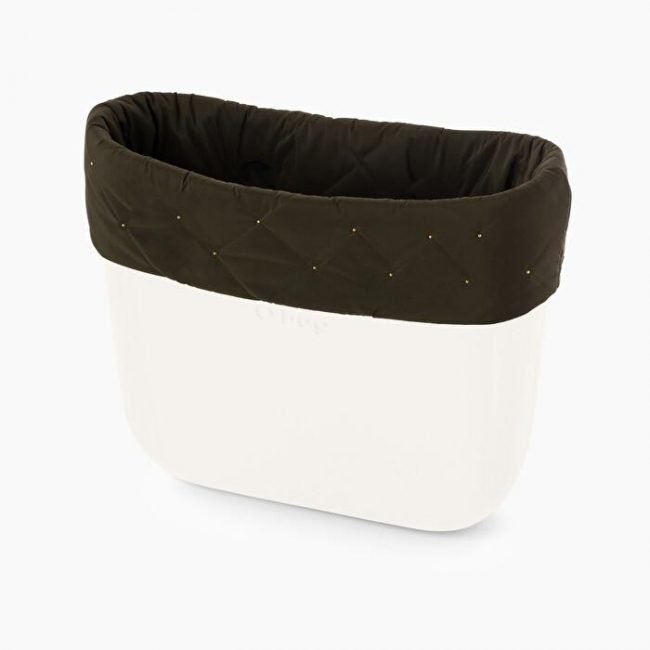 Nuovo bordo trapuntato borsa O Bag con borchie inverno 2019 2020 Nuovo bordo trapuntato borsa O Bag con borchie inverno 2019 2020