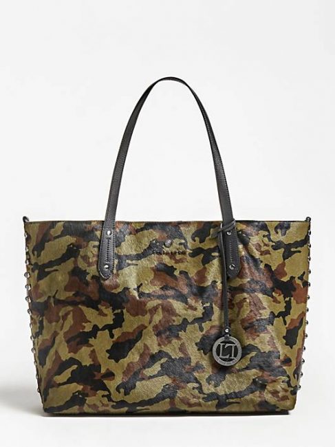 Shopper in vera pelle stampa camouflage inverno 2019 2020 Shopper in vera pelle stampa camouflage inverno 2019 2020