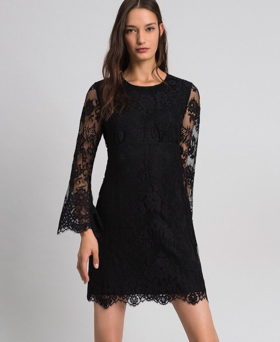 Vestito corto in pizzo Twinset collezione inverno 2019 2020