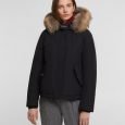 Arctic Parka Short Woolrich donna inverno 2019 2020 prezzo 680 euro colore nero 1