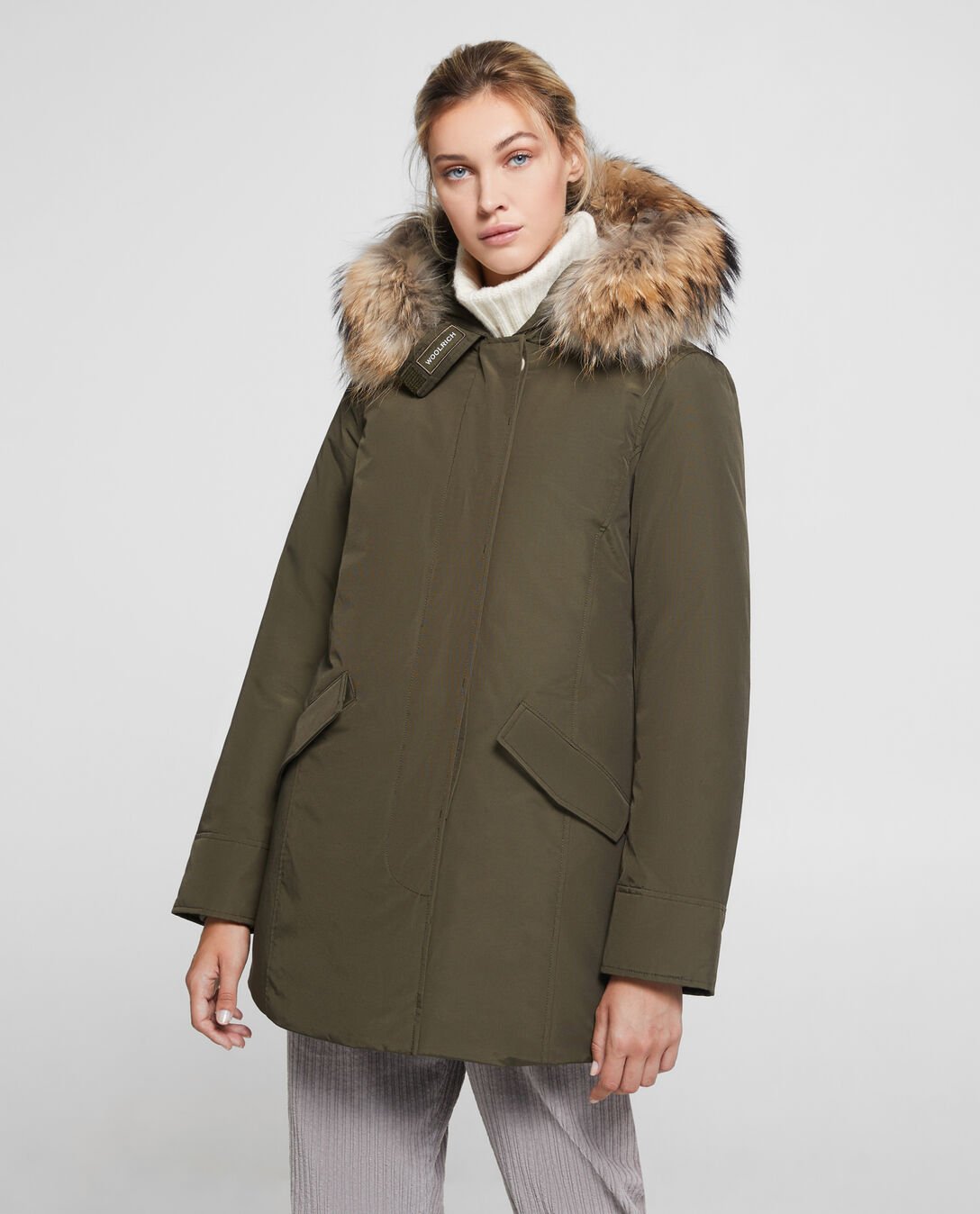 Arctic Parka Woolrich FR donna inverno 2019 2020 prezzo 700 euro colore dark green
