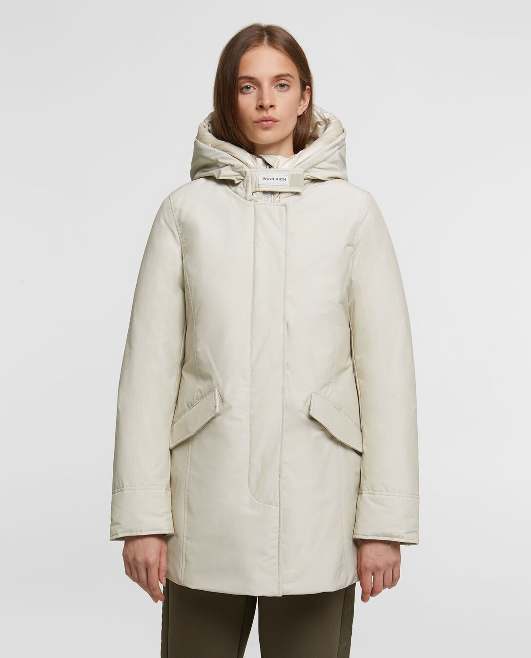 Arctic Parka Woolrich donna inverno 2019 2020 prezzo 650 euro colore white igloo 1