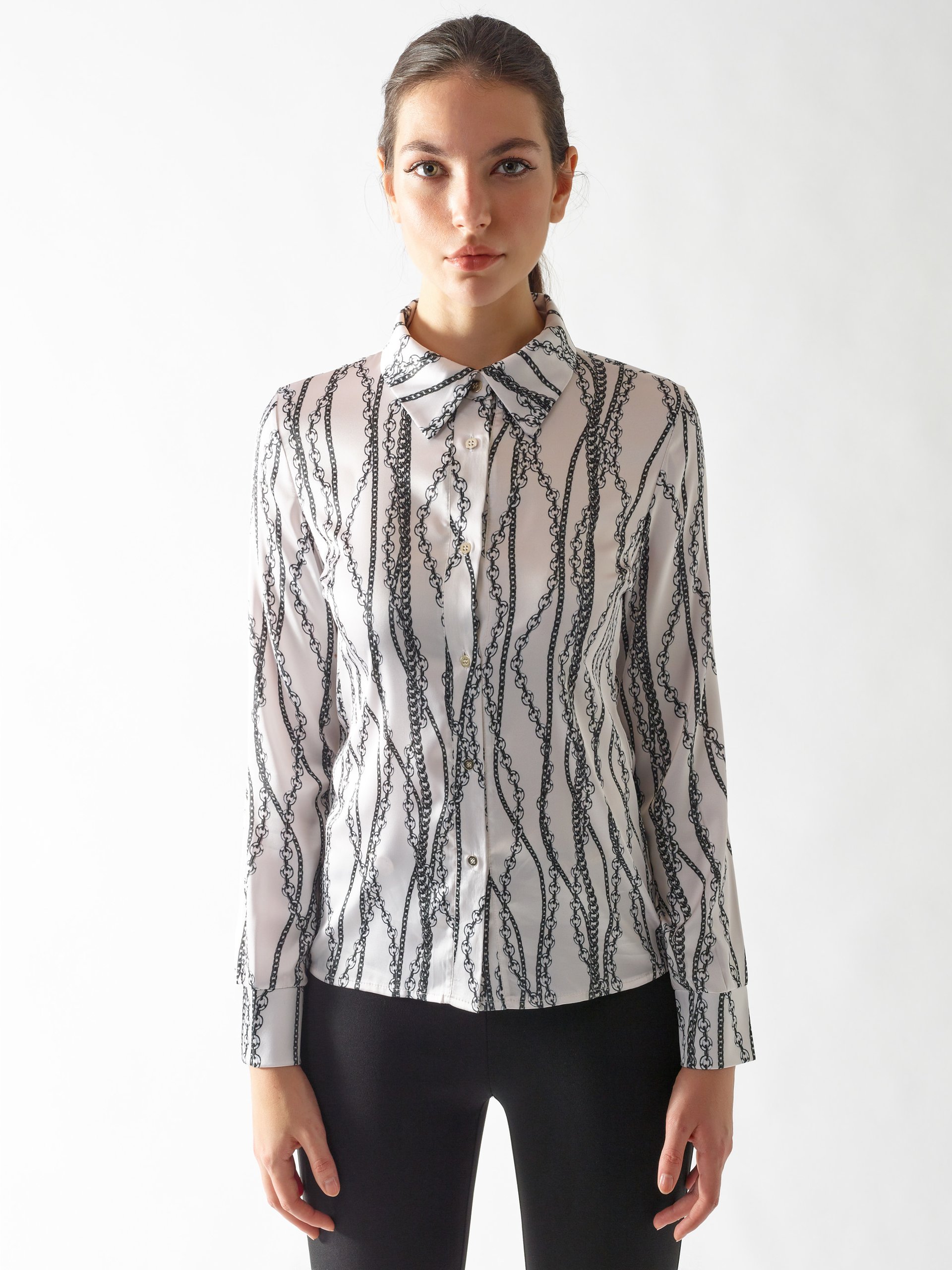 Camicia bianca in raso Rinascimento primavera 2020