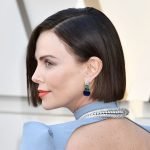 Taglio capelli a caschetto Charlize Theron