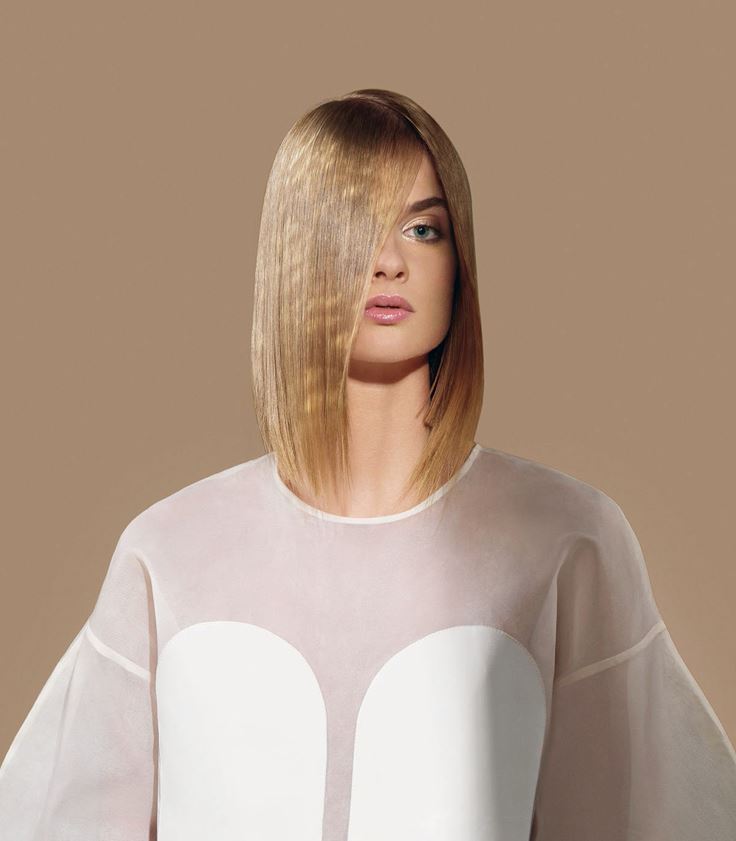 Taglio capelli medi donna moda 2020