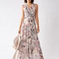 Abito lungo a fiori Rinascimento collezione primavera estate 2020