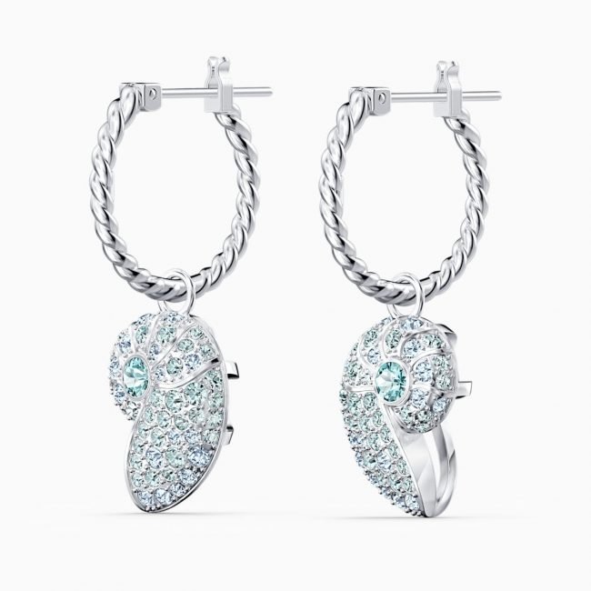 Orecchini a cerchio con conchiglia Shell Nautilus collezione primavera estate 2020 Orecchini a cerchio con conchiglia Shell Nautilus collezione primavera estate 2020