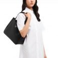 Borsa in pelle nera Prada a spalla 2020