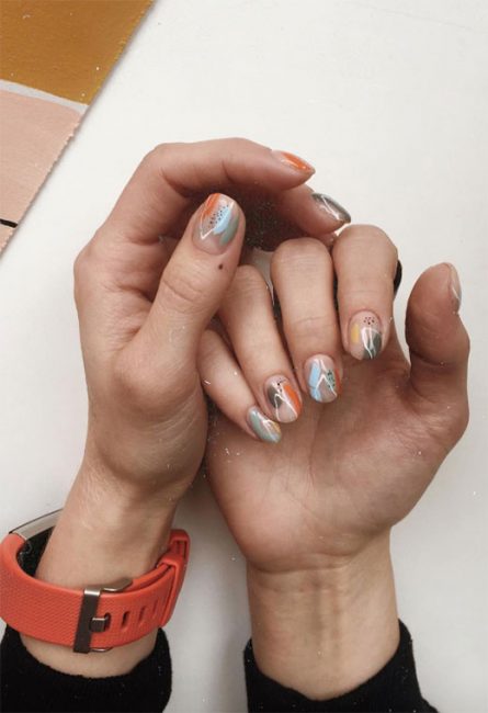 Nail Art a tavolozza di colori moda unghie 2020 Nail Art a tavolozza di colori moda unghie 2020