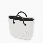 Nuova O Bag mini con stelle e manici in corda prezzo 97 euro