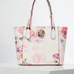 Borsa Guess estate 2020 fantasia floreale mod Open Road