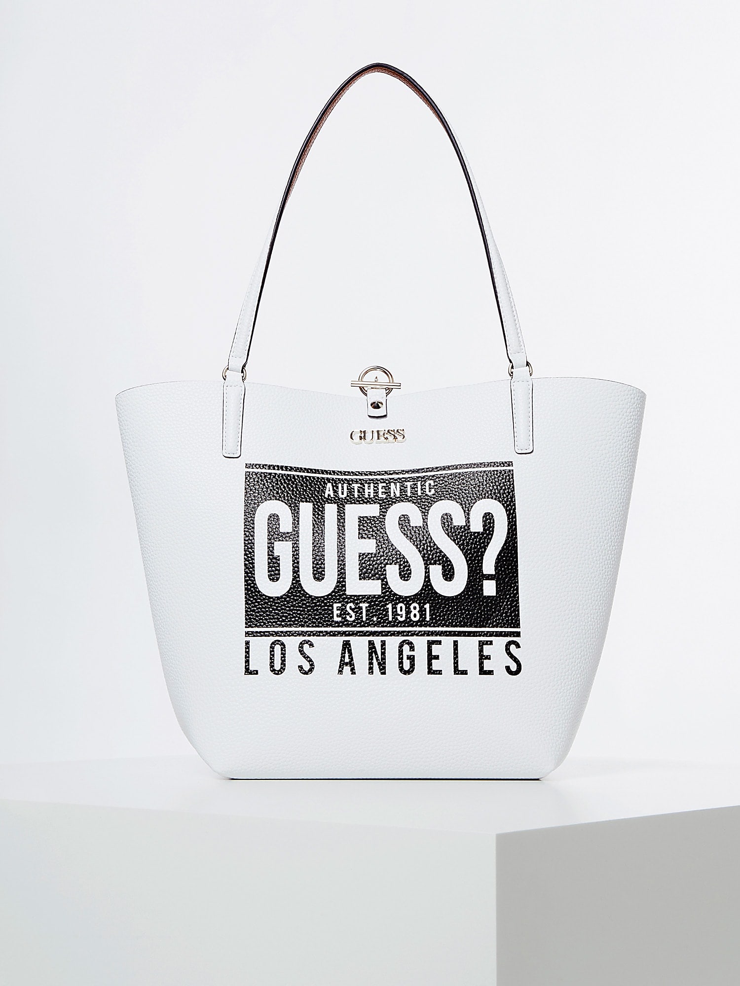 Nuova shopper Guess estate 2020