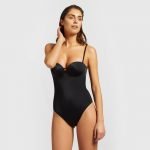 Costume intero nero push up Yamamay estate 2020 modello Essential