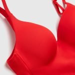 Costume intero rosso Yamamay 2020 con coppe imbottite modello Essential