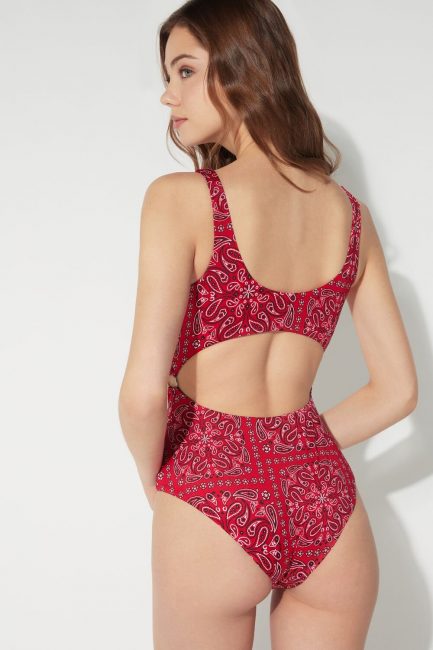 Trikini Tezenis estate 2020 immagine retro Trikini Tezenis estate 2020 immagine retro