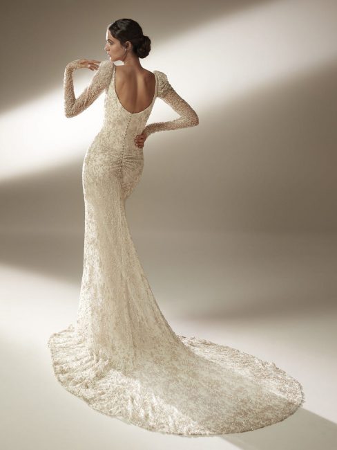 Abito da sposa a sirena anni 20 Pronovias 2021 mod Greta Abito da sposa a sirena anni 20 Pronovias 2021 mod Greta