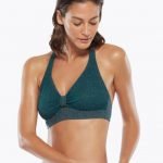 Bikini con reggiseno senza imbottitura e coppe a vela