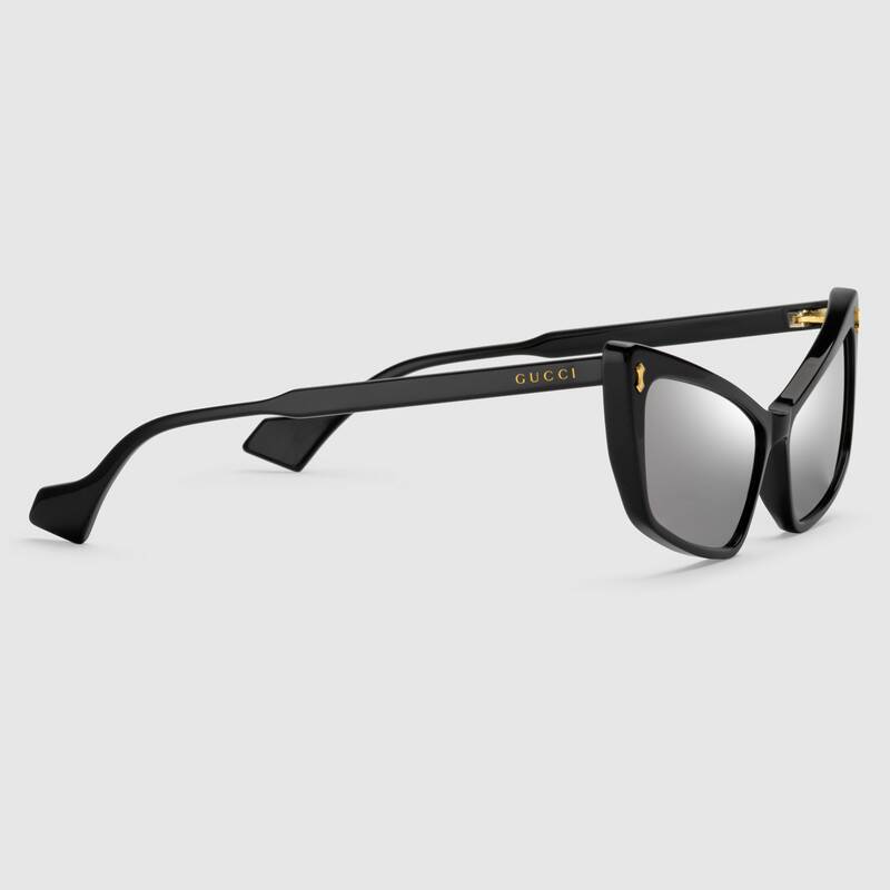 Nuovi occhiali da sole Gucci cat eye 2020 dettaglio aste