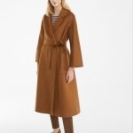 Cappotto Max Mara a vestaglia in cachemire inverno 2021 color cuoio modello Labbro