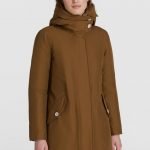 Military parka ecologico Woolrich inverno 2020 2021 colore kangaroo brown