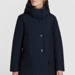 Nuovo Arctic parka Woolrich con doppio cappuccio e collo alto inverno 2020 2021