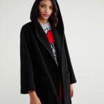 Cappotto a vestaglia nero Benetton inverno 2020 2021