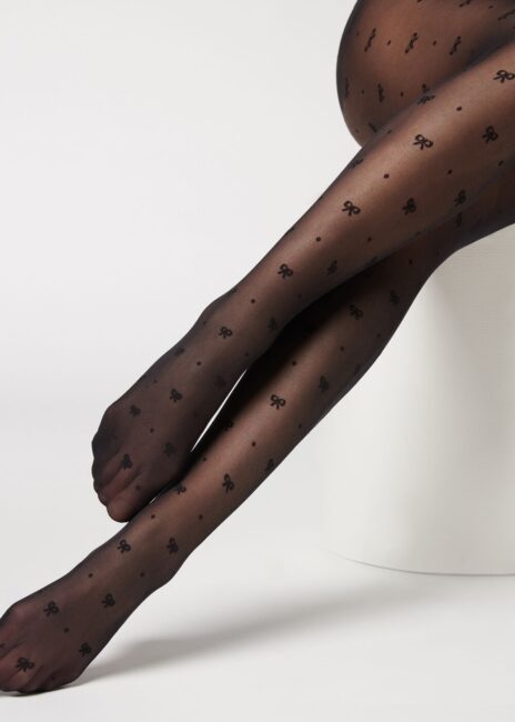 Collant Calzedonia con fiocchetti e pois inverno 2020 2021 Collant Calzedonia con fiocchetti e pois inverno 2020 2021