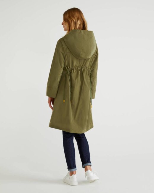 Giubbotto lungo Benetton inverno 2020 2021 stile impermeabile Giubbotto lungo Benetton inverno 2020 2021 stile impermeabile