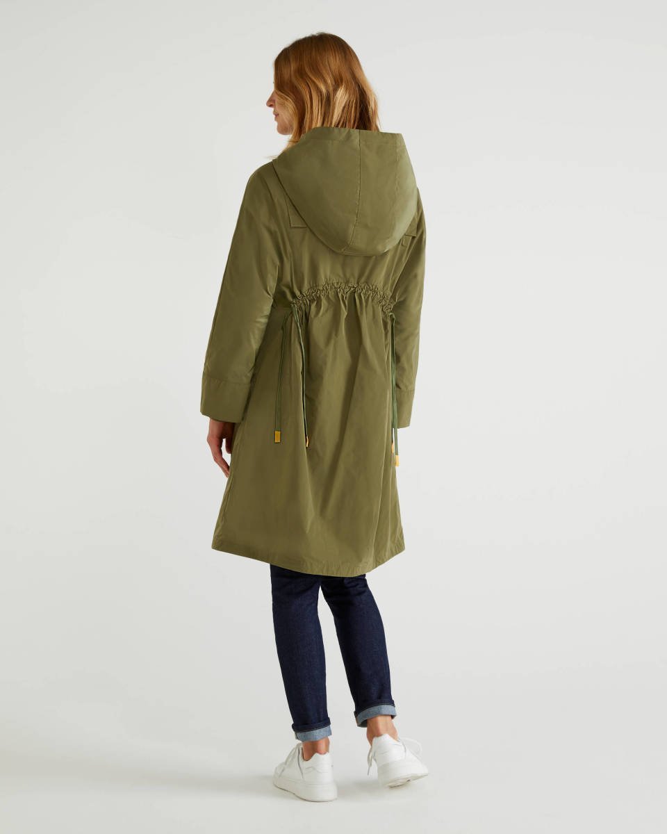 Giubbotto lungo Benetton inverno 2020 2021 stile impermeabile