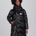 Piumino lungo Blauer donna in nylon lucido nero inverno 2021