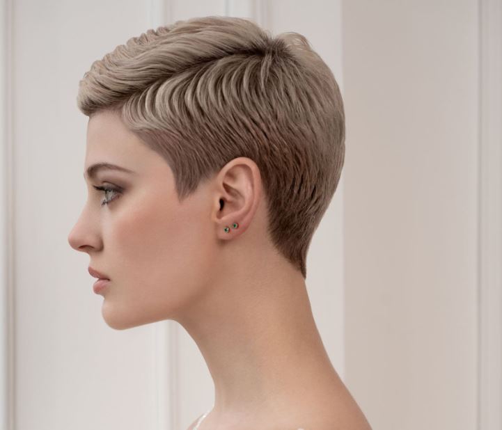 Taglio capelli corti femminile inverno 2020 2021