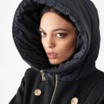 Cappotto Rinascimento con cappuccio collezione inverno 2020 2021