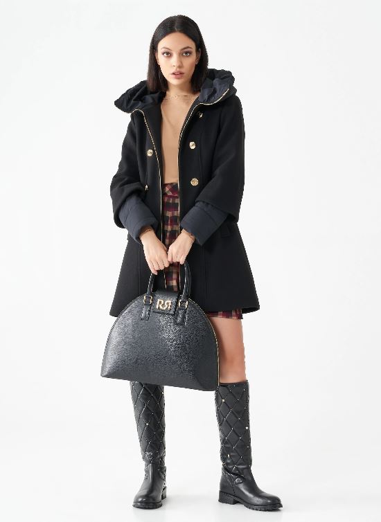 Cappotto Rinascimento con cappuccio e inserti in piumino collezione inverno 2020 2021