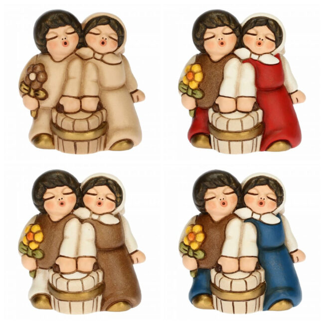 Coppia di bambini con latte Presepe Thun 2021 Coppia di bambini con latte Presepe Thun 2021