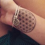 Idea Tatuaggio Fiore della Vita