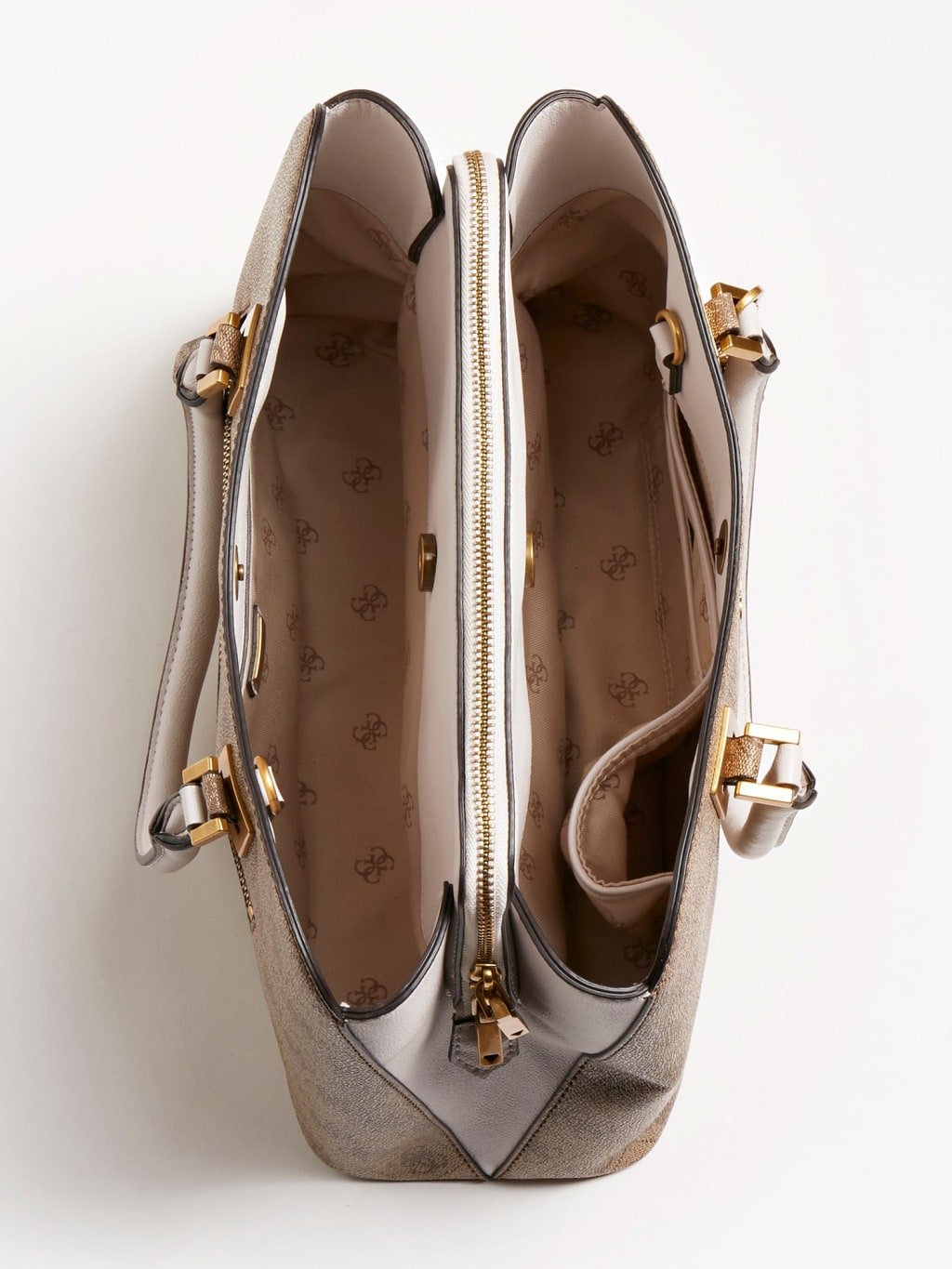 Nuova Borsa Guess Mika Catalogo Primavera Estate 2021 Immagine Interno