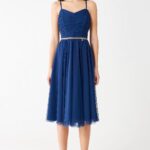 Abito da cerimonia in tulle blu Rinascimento collezione estate 2021