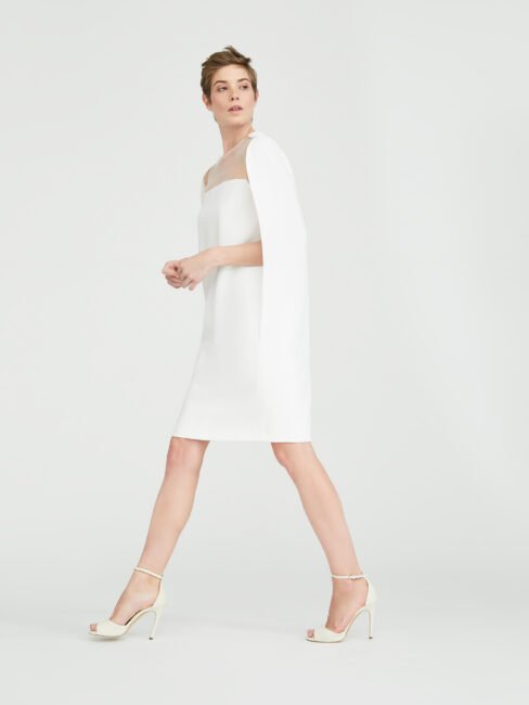 Abito da sposa corto a mantella Max Mara 2021 Abito da sposa corto a mantella Max Mara 2021