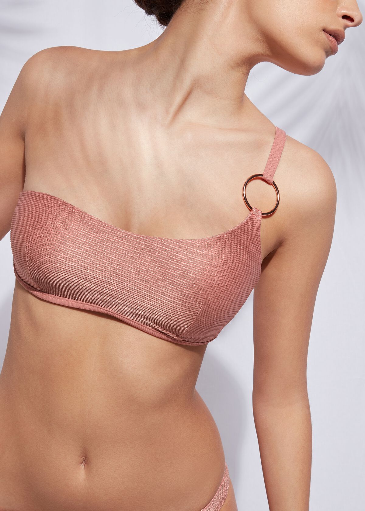 Costume con fascia monospalla Calzedonia 2021 modello Saint Tropez
