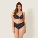 Costume da bagno Yamamay con slip a vita alta estate 2021