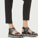 Liu Jo Sandali con fasce elastiche e suola monoblocco