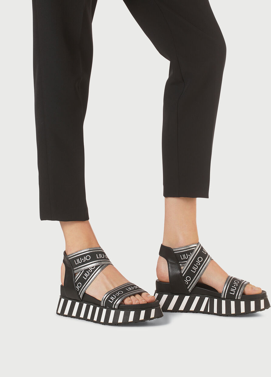 Liu Jo Sandali con fasce elastiche e suola monoblocco
