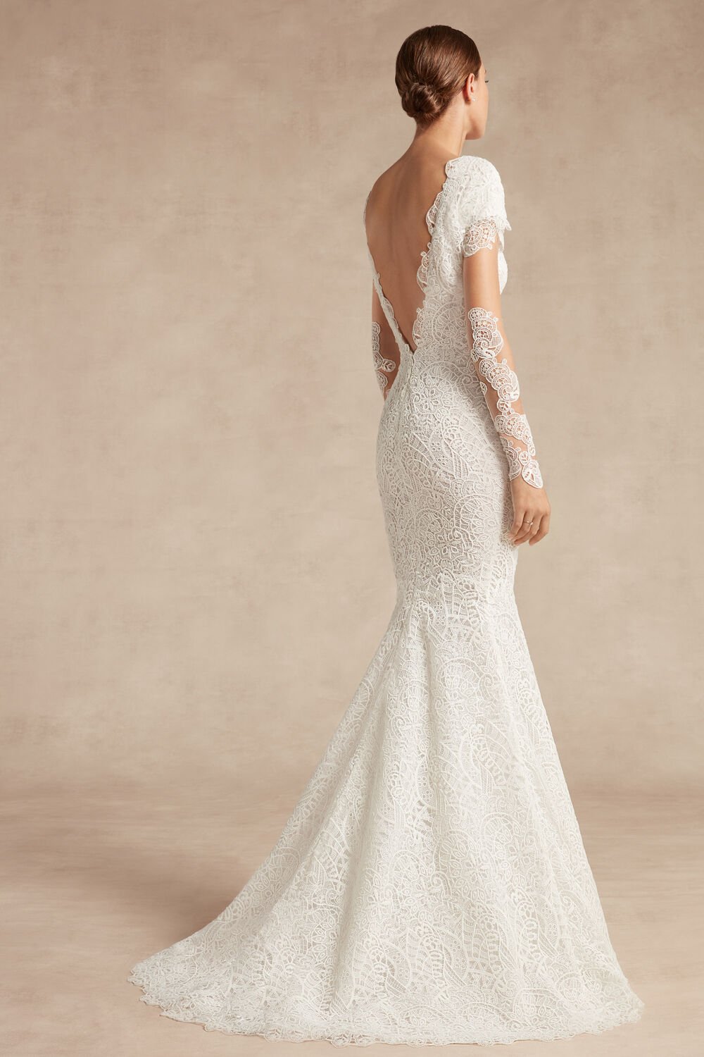 Abito da sposa con maniche lunghe effetto tattoo