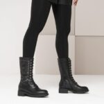 Anfibi Nero Giardini con borchie