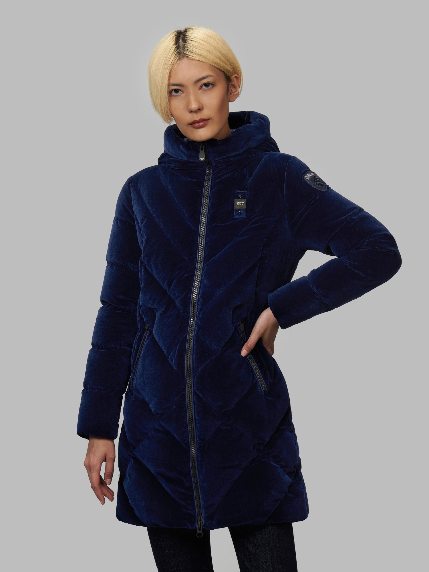 Piumino lungo in velluto Blauer donna collezione inverno 2022
